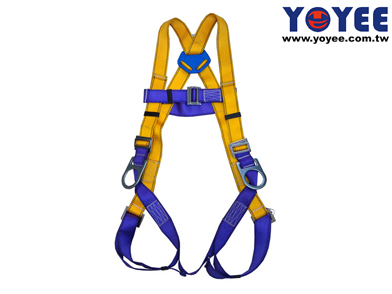 Fall arrest safety harness with 3 D-rings